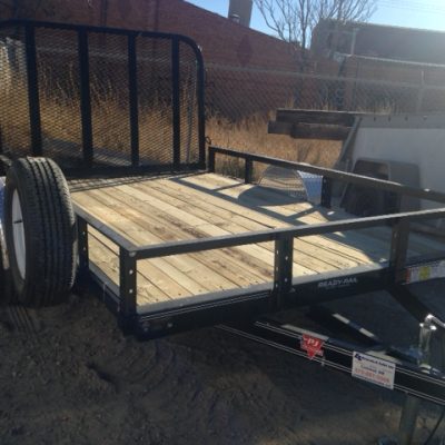 6.5' x 10' Utility trailer w/ ramp